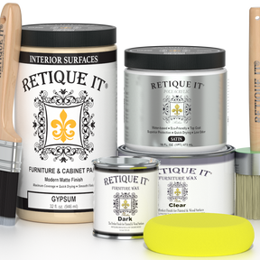 Retique It® furniture and cabinet paint in a quart container, designed for gypsum surfaces with a smooth, durable finish.