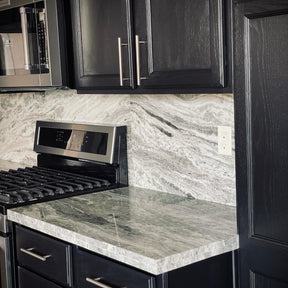 Renaissance Furniture Paint - Midnight Black - Retique It®